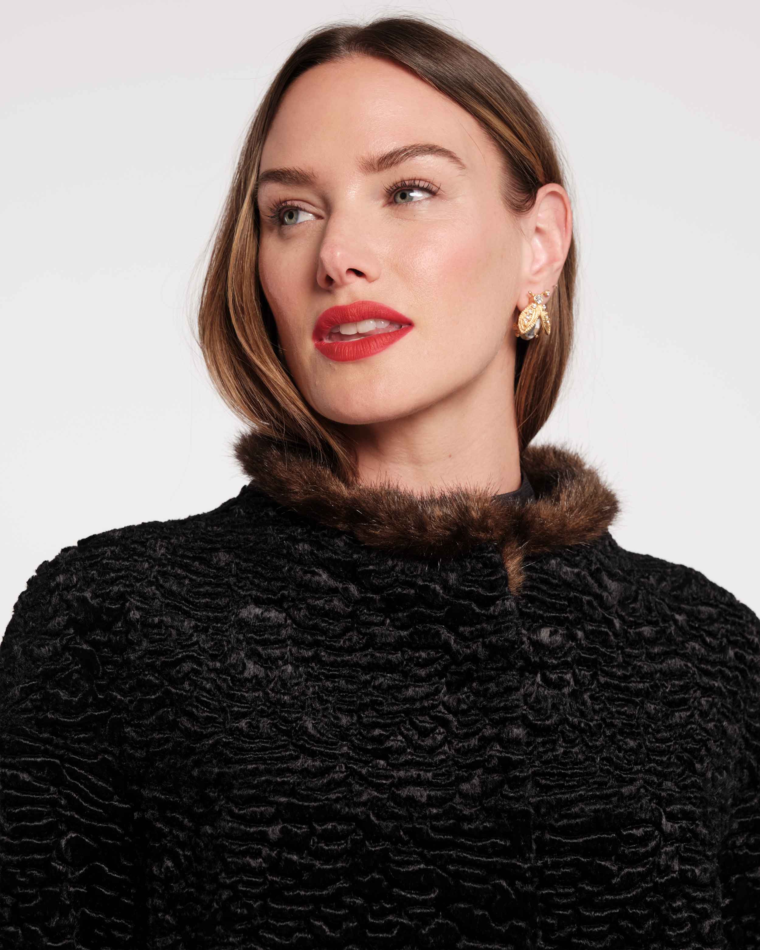 Dame Faux Fur Coat - Black - Image 5