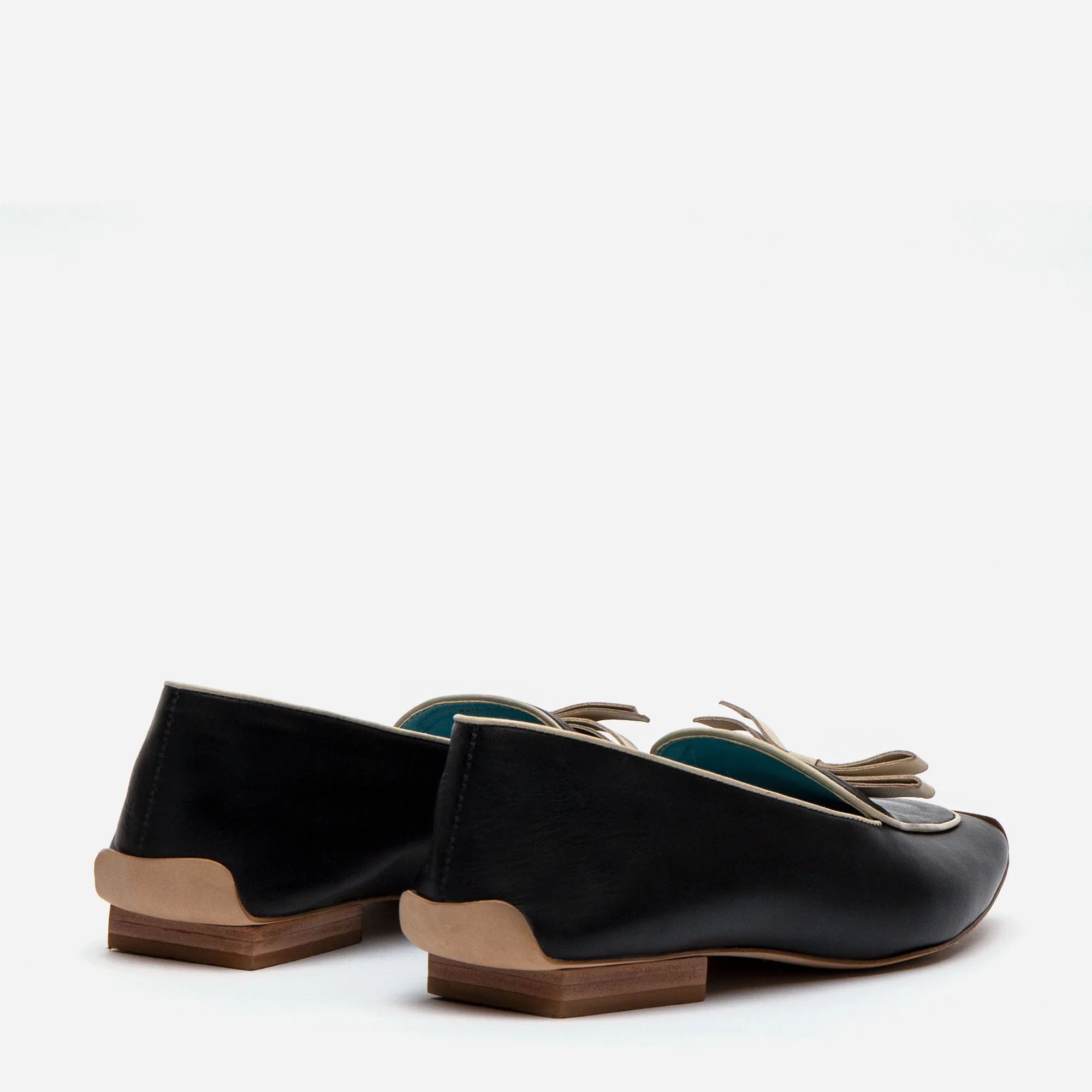 Suzanne Loafer - Leather Black Oyster - Image 4